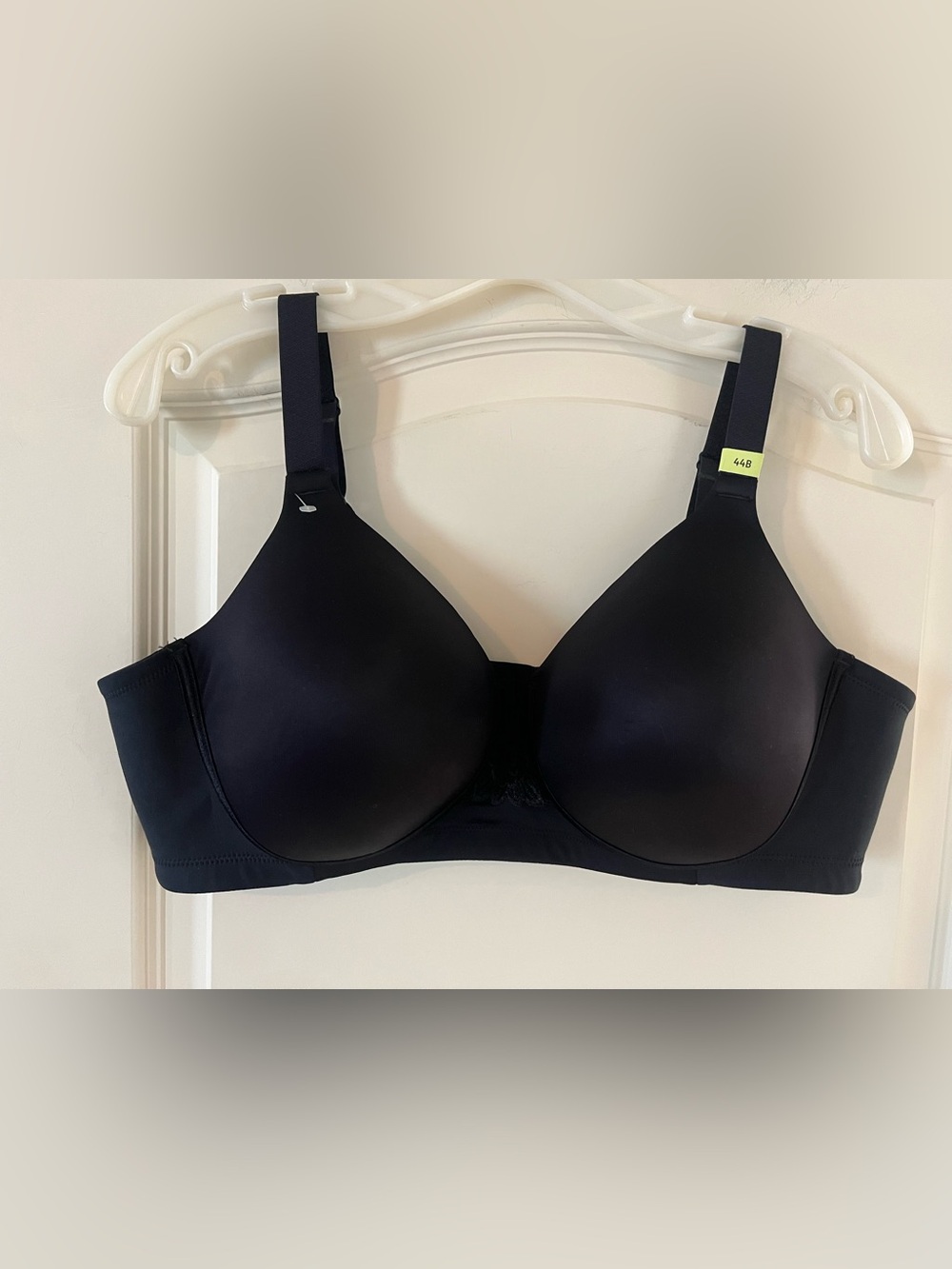Vanity Fair Black Smooth T-Shirt Bra - 44B- No Wire
